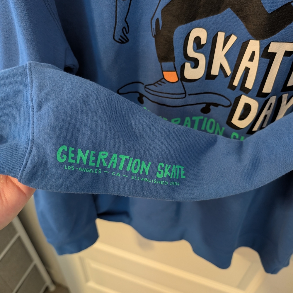 H&M Graphic Hoodie Blue with Skateboard Graphic Boys Size 20 or XXL - Picture 4 of 8